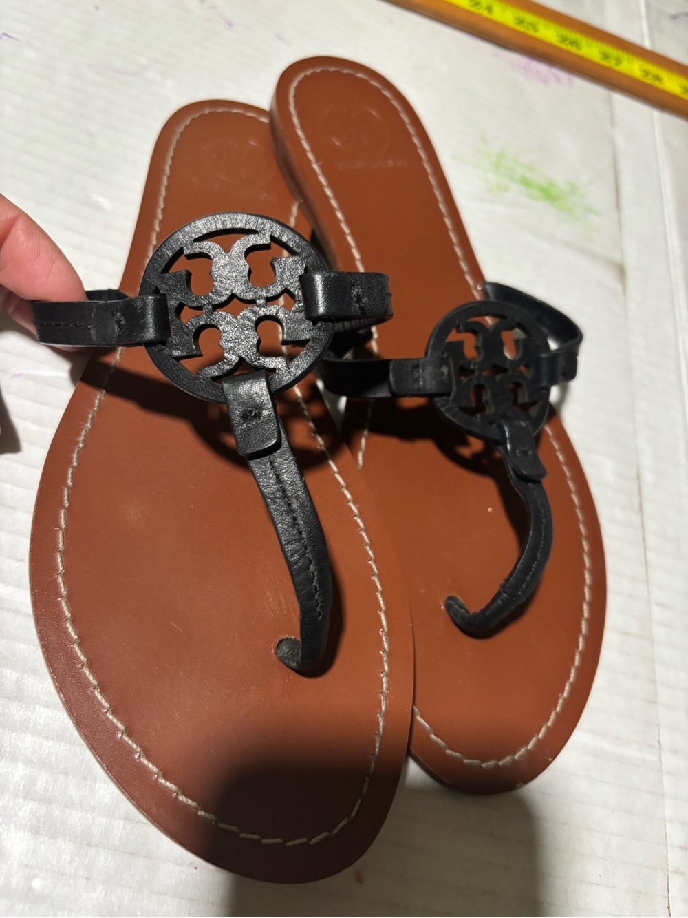Tory Burch Black Leather Logo Thong Sandals with Tan Footbed - Picture 10 of 10